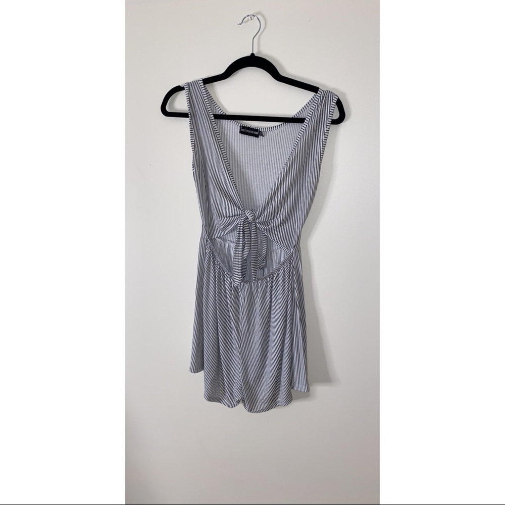 Pretty Little Thing Romper - Picture 3 of 6